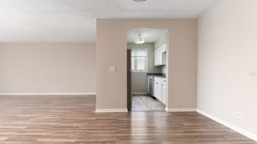 1551 Ashland Ave #101 Des Plaines , Illinois
