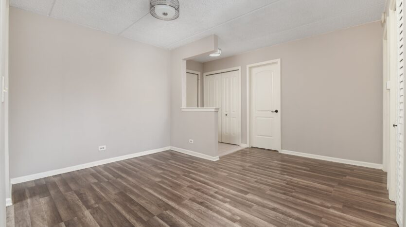 1551 Ashland Ave #101 Des Plaines , Illinois