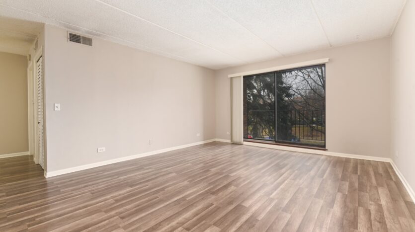 1551 Ashland Ave #101 Des Plaines , Illinois