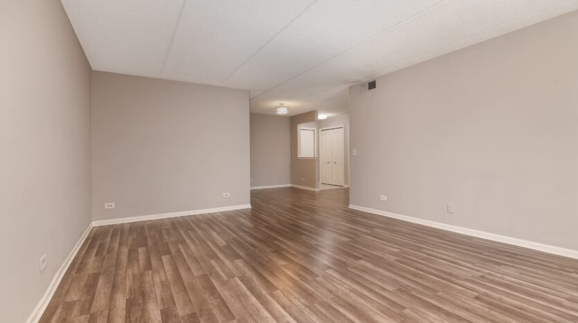 1551 Ashland Ave #101 Des Plaines , Illinois