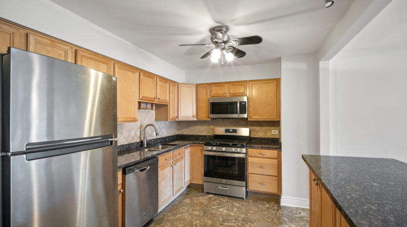 1328 Webford Ave #204 Des Plaines , Illinois