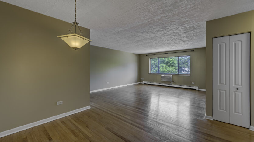 205 W Miner St #204 Arlington Heights , Illinois