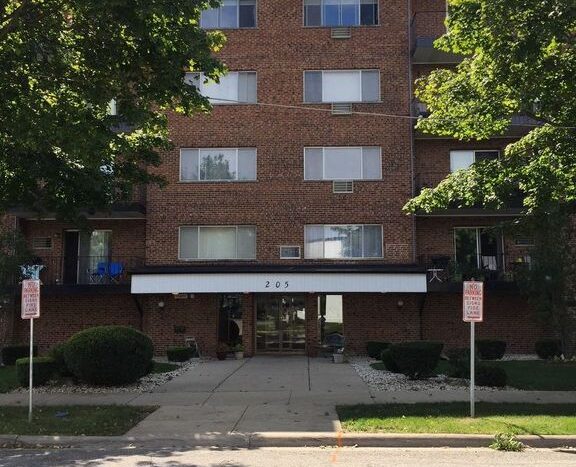 205 W Miner St #204 Arlington Heights , Illinois